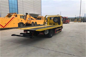 旌德非事故拖车